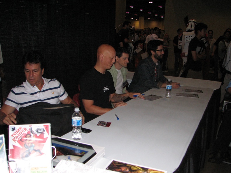 World War Hulk Signing - John Romita Jr, David Finch, Mark Paniccia and Greg Pak 2.JPG