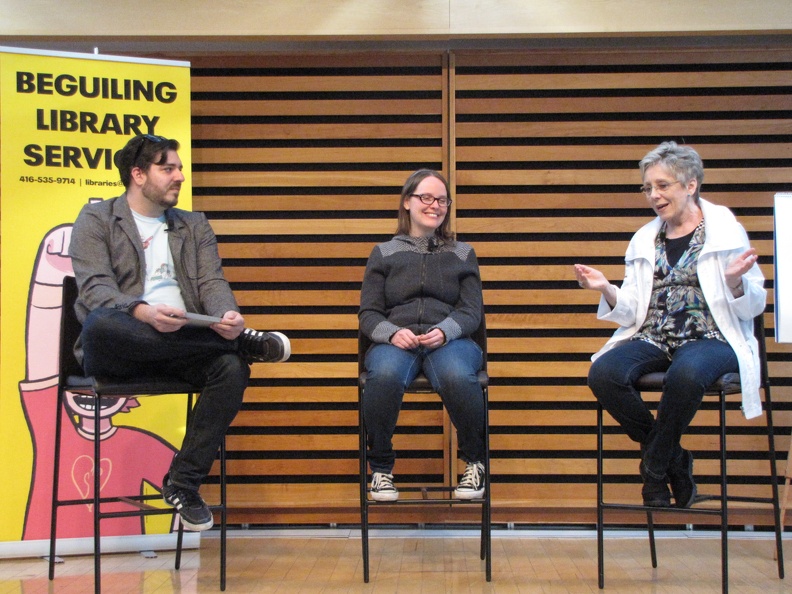 Scott Robins, Raina Telgemeier and Lynn Johnston 2.JPG