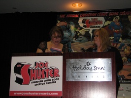 Nicola Scott and Gail Simone - Reading